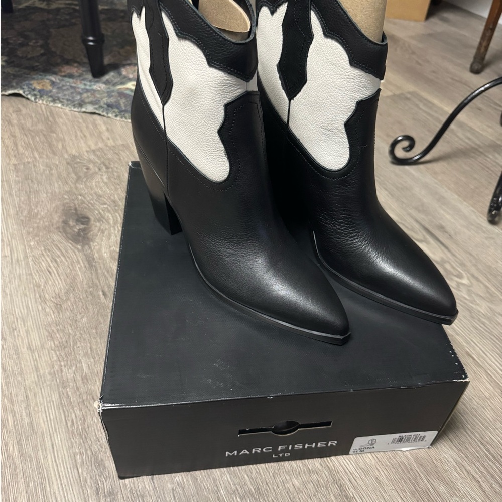 Nib Marc Fisher Gona Bootie Size 11 Never Worn - image 3